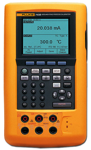 Fluke 743В Fluke-743В калибратор