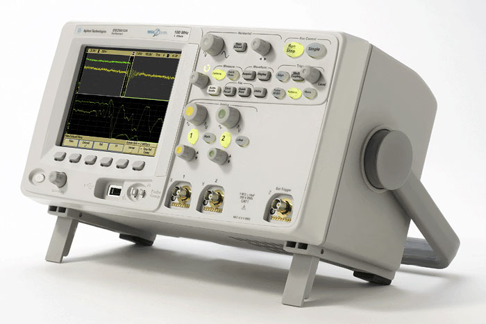 Портативный осциллограф DSO5012A серии 5000 семейства InfiniiVision Agilent Technologies