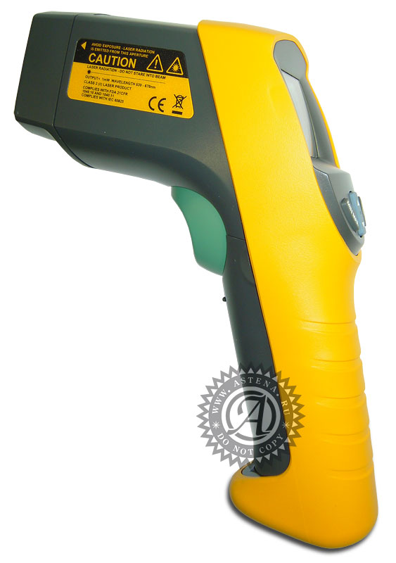 Термометр Fluke 561