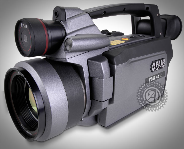  Flir P660