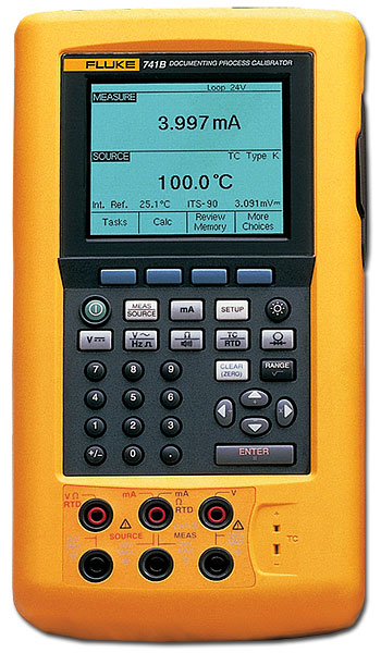 Регистрирующий калибратор Fluke 741В