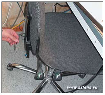 тистатический стул с оборванным проводом заземления